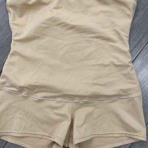 Women’s Flexees Shapewear Size Large